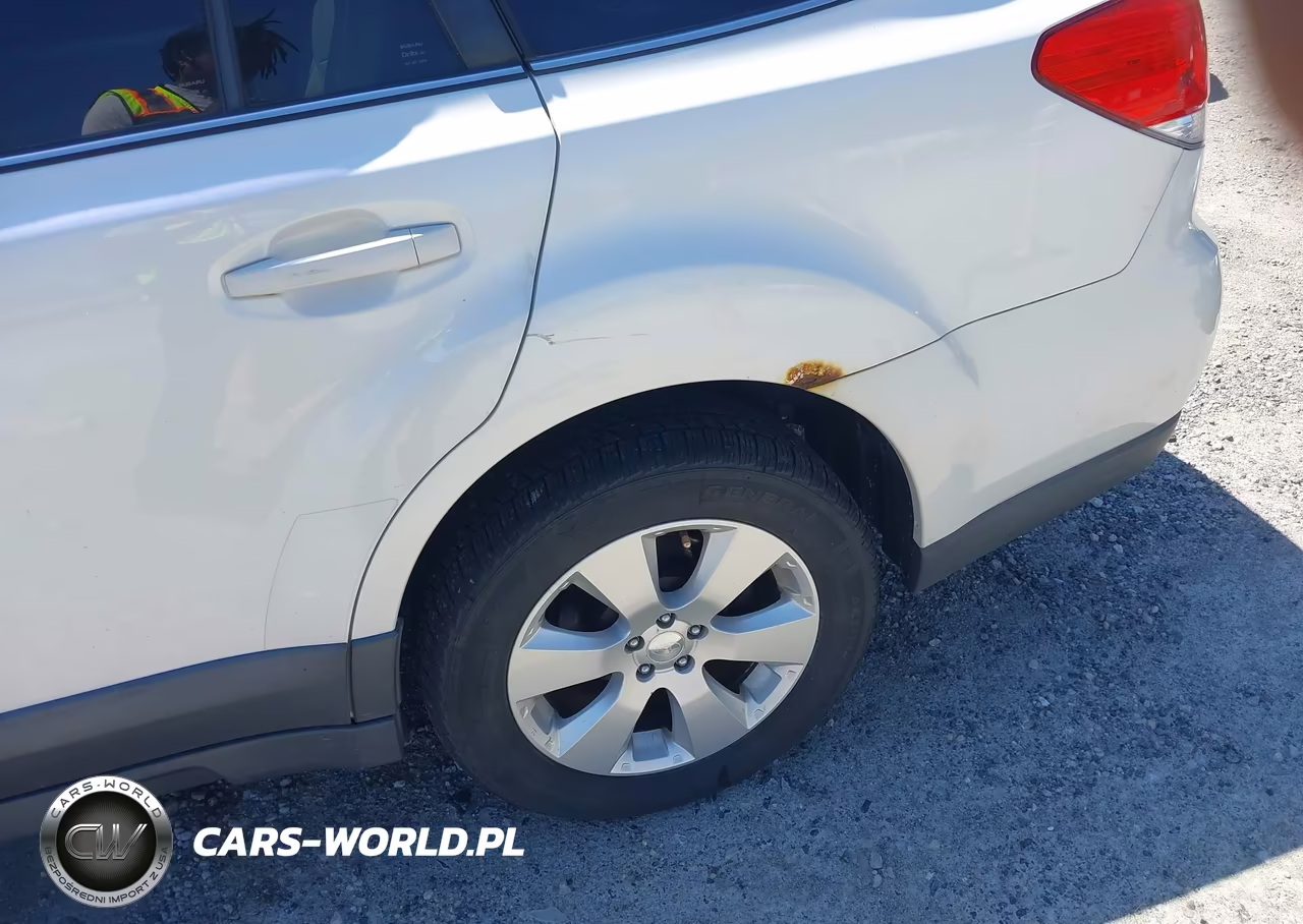 2011 Subaru Outback 2.5I Premium VIN:4S4BRCBC2B3316374 - 6