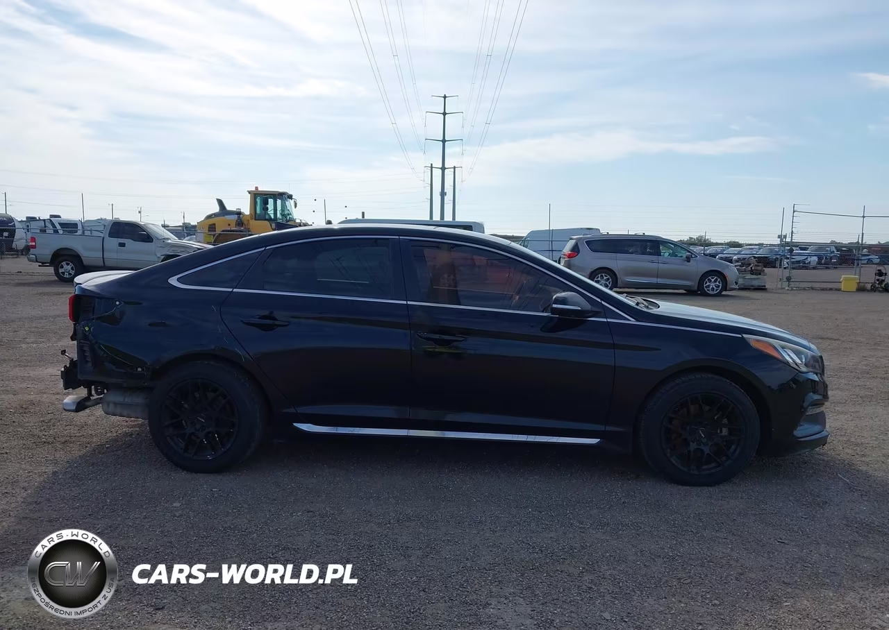 2015 Hyundai Sonata Sport VIN:5NPE34AF0FH099101 - 14