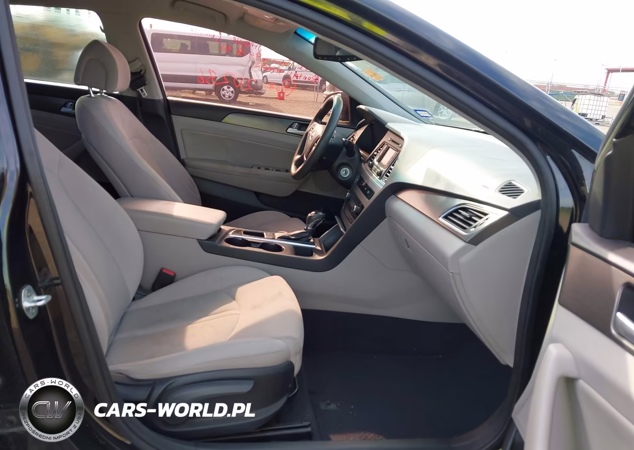 2015 Hyundai Sonata Sport VIN:5NPE34AF0FH099101 - 5