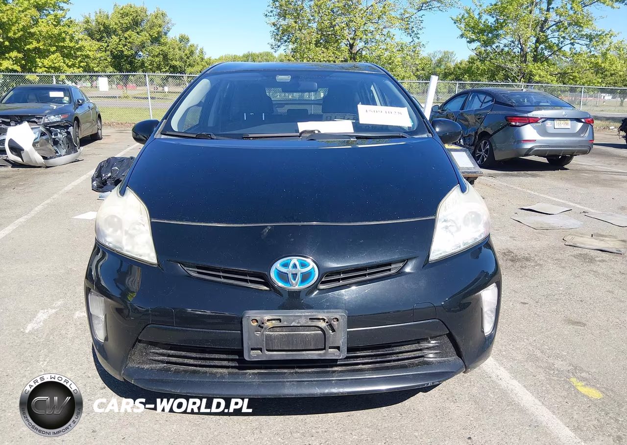 2014 Toyota Prius Three VIN:JTDKN3DU8E1758694 - 12