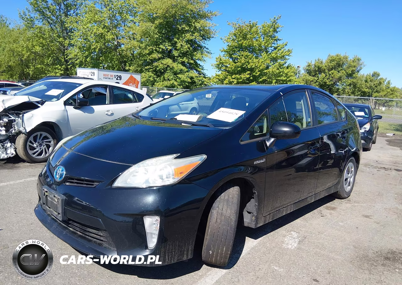 2014 Toyota Prius Three VIN:JTDKN3DU8E1758694 - 2