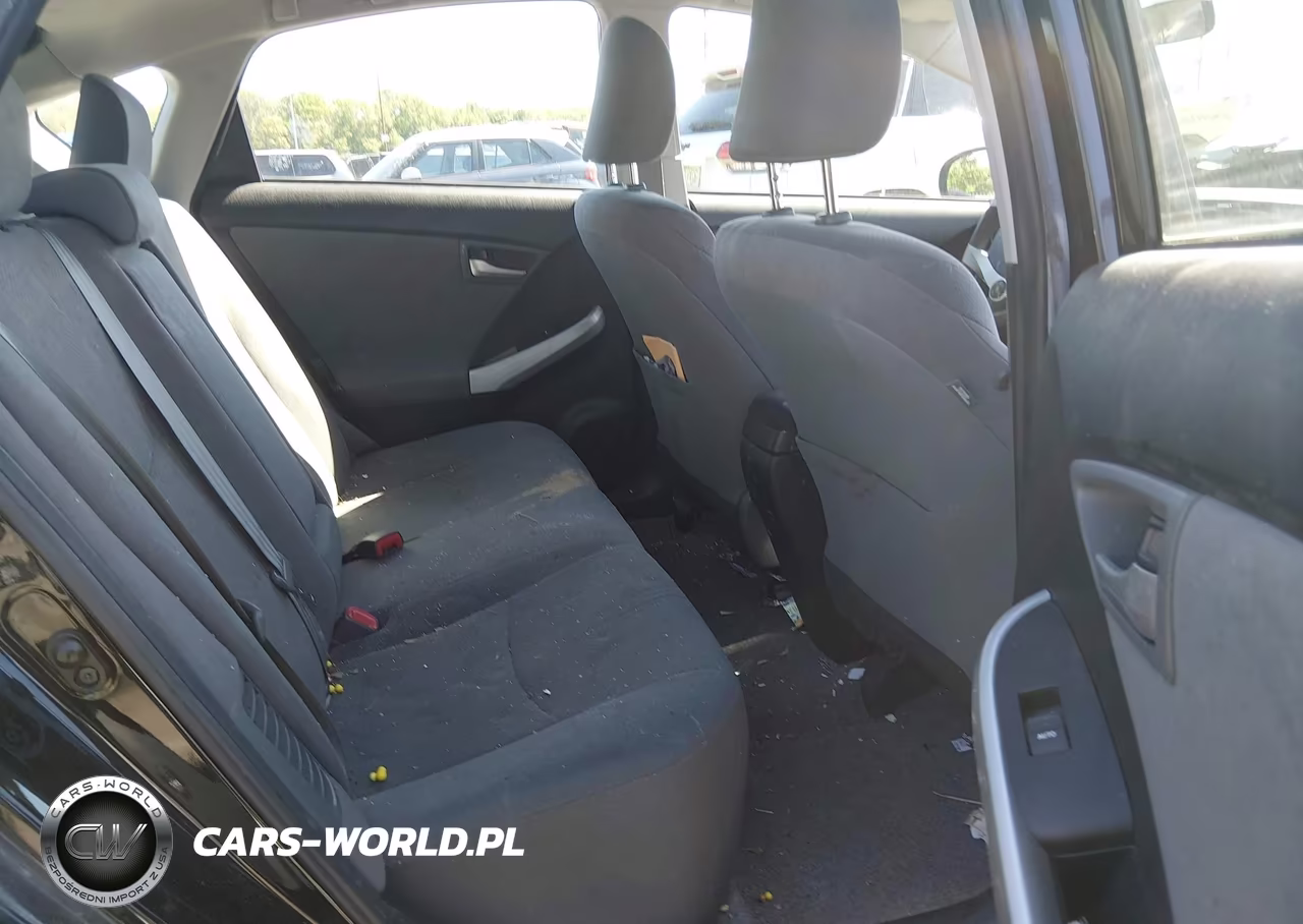 2014 Toyota Prius Three VIN:JTDKN3DU8E1758694 - 8