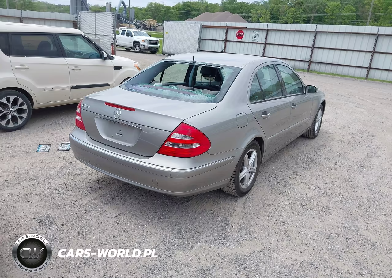 2003 Mercedes-Benz E 320 VIN:WDBUF65J73A140189 - 4