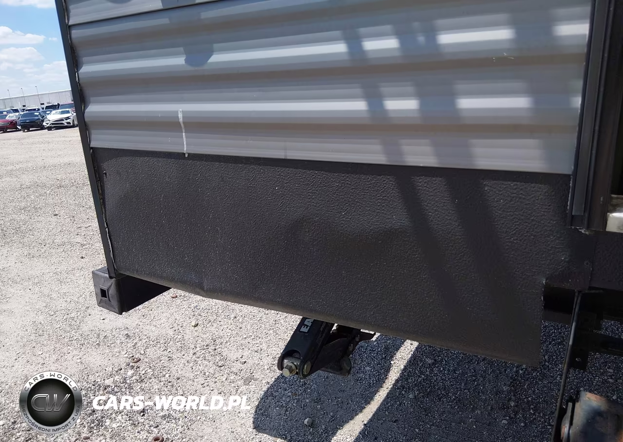 2019 Crossroads Travel Trailer VIN:4YDT28525KS379176 - 6