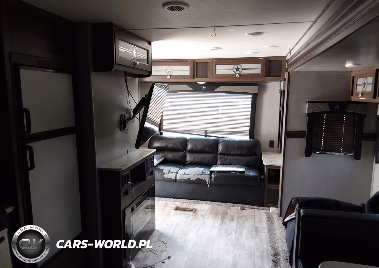2019 Crossroads Travel Trailer VIN:4YDT28525KS379176 - 8