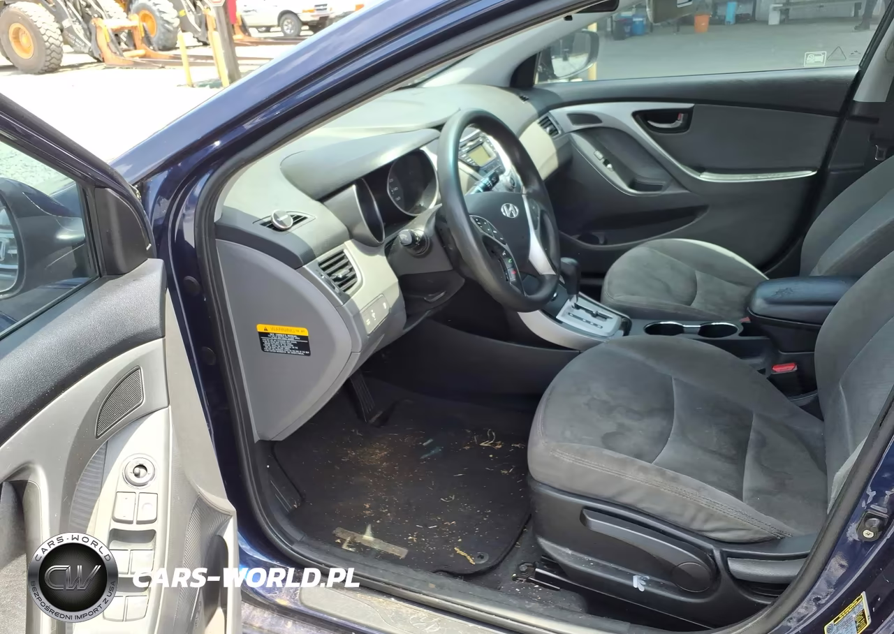 2012 Hyundai Elantra Gls VIN:5NPDH4AE7CH084059 - 5