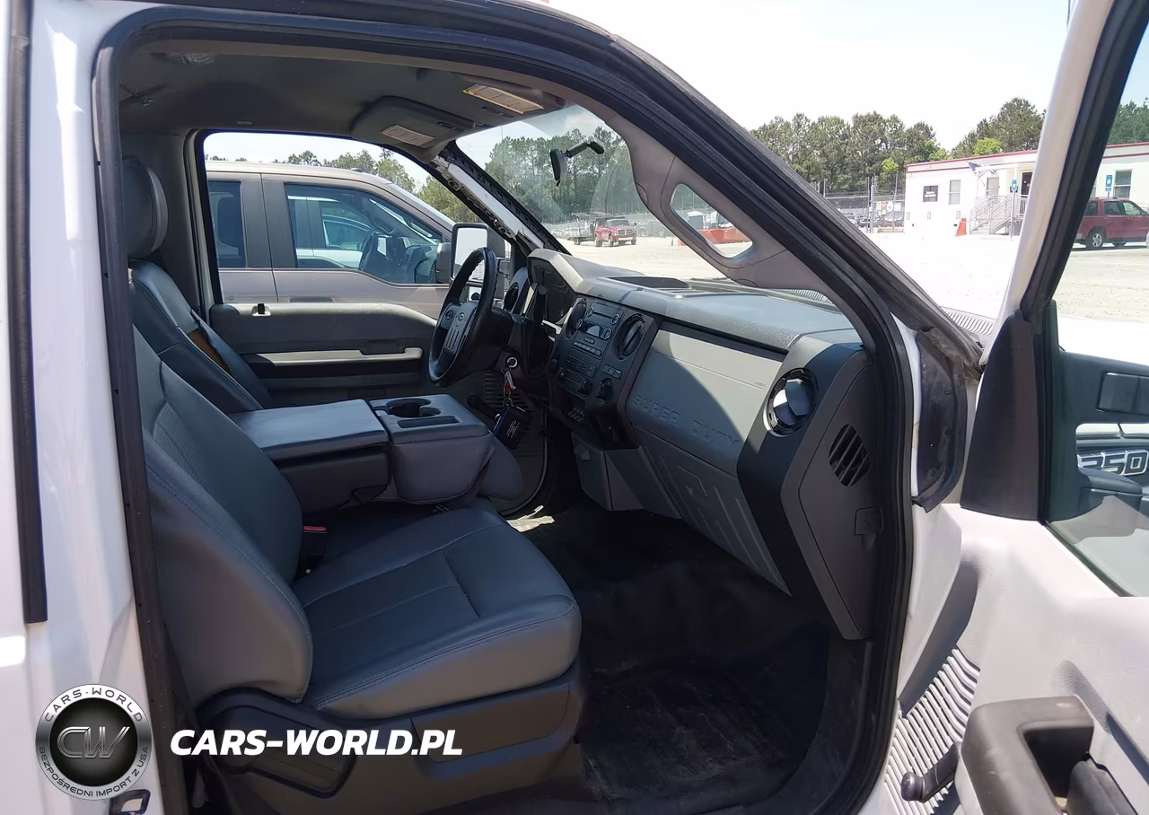 2015 Ford F-350 Chassis Xl VIN:1FDRF3H68FED30816 - 5