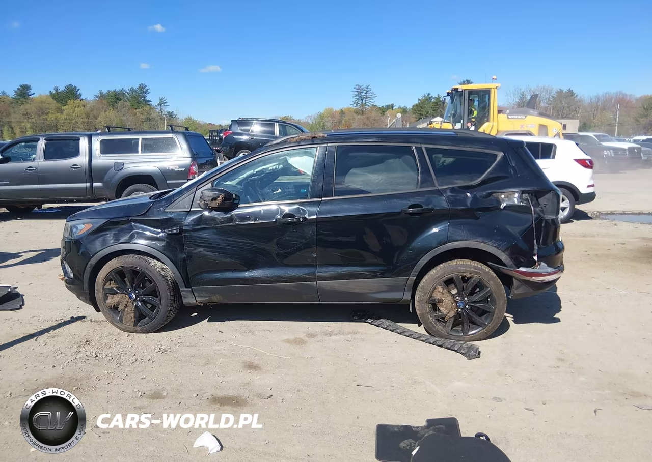 2017 Ford Escape Titanium VIN:1FMCU9J97HUC93687 - 15
