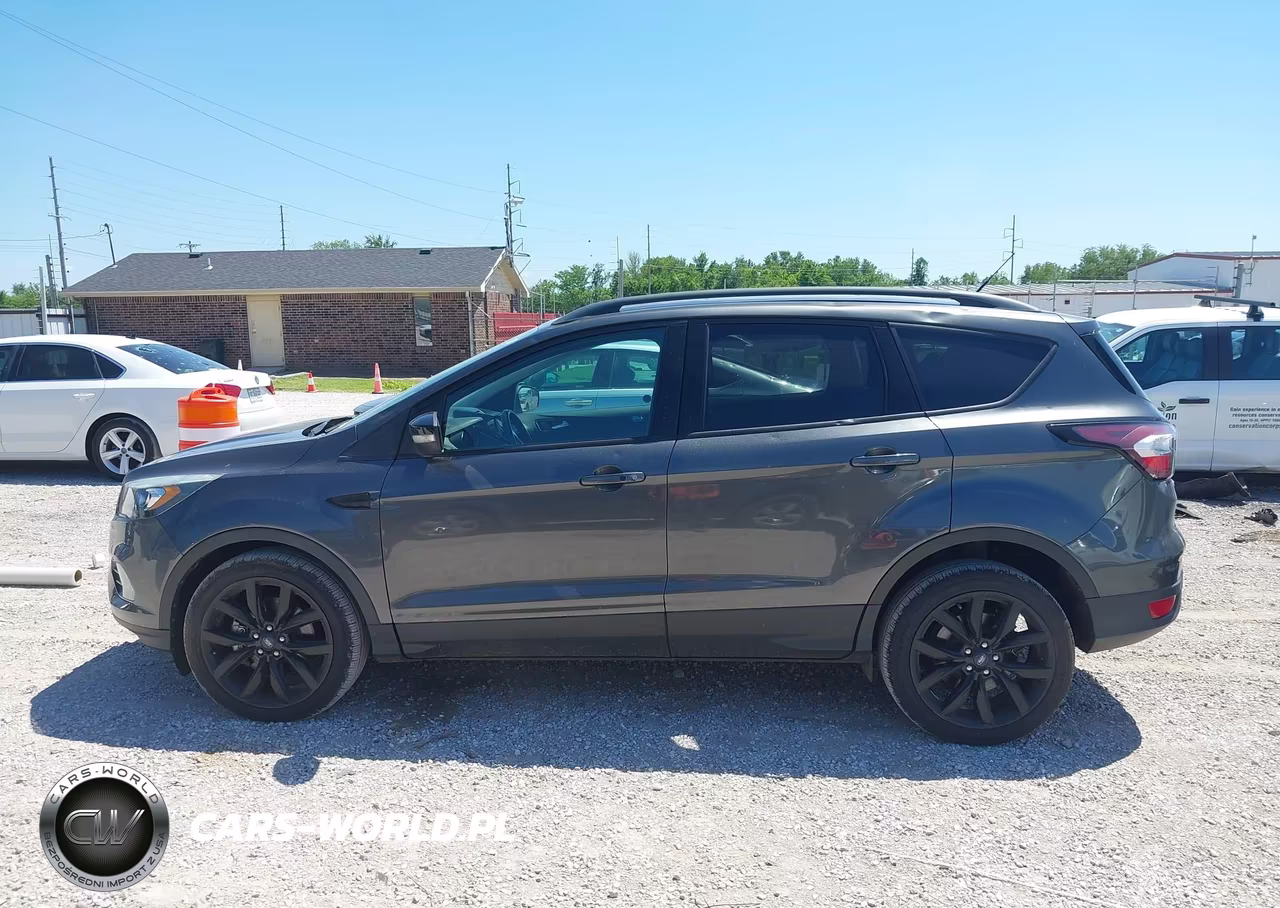 2017 Ford Escape Titanium VIN:1FMCU0J93HUC01213 - 14