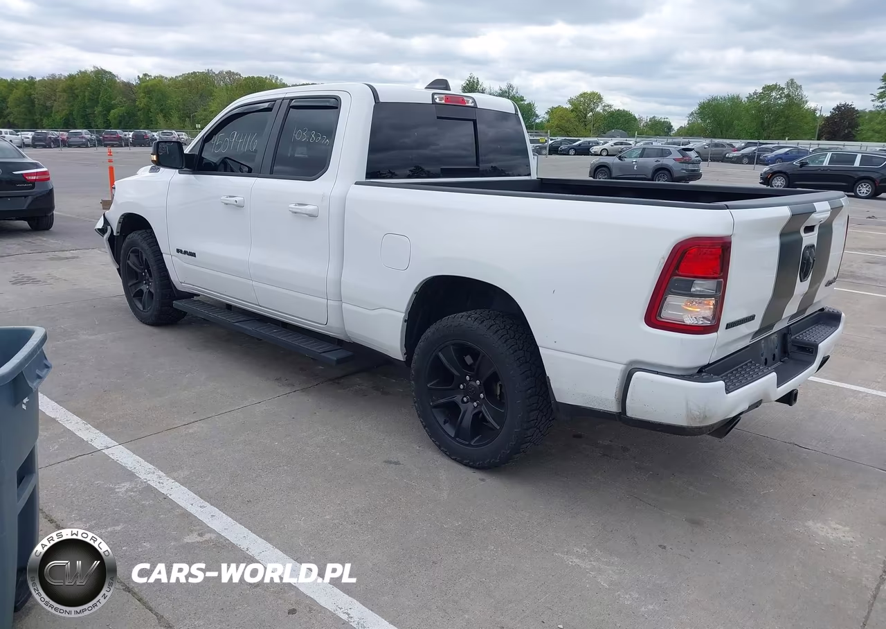 2021 Ram 1500 Big Horn 4X4 6'4 Box VIN:1C6SRFBT9MN786907 - 3