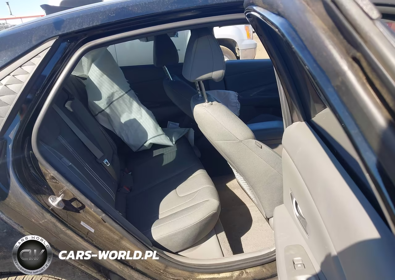 2025 Hyundai Elantra Sel Convenience VIN:KMHLS4DGXSU895901 - 8