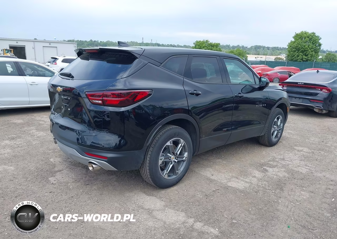 2025 Chevrolet Blazer Awd 2Lt VIN:3GNKBHR45SS240168 - 4