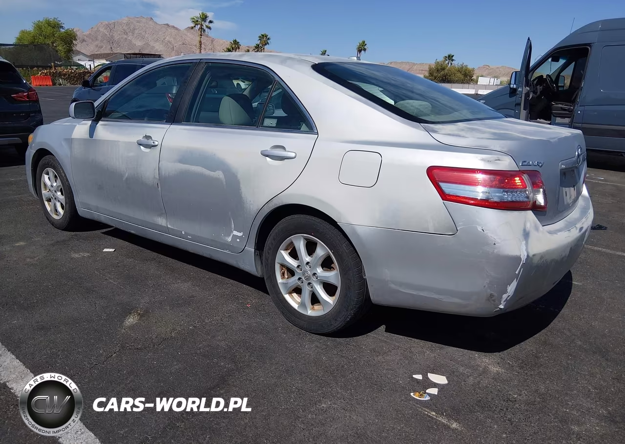 2011 Toyota Camry Le VIN:4T1BF3EK1BU770136 - 3