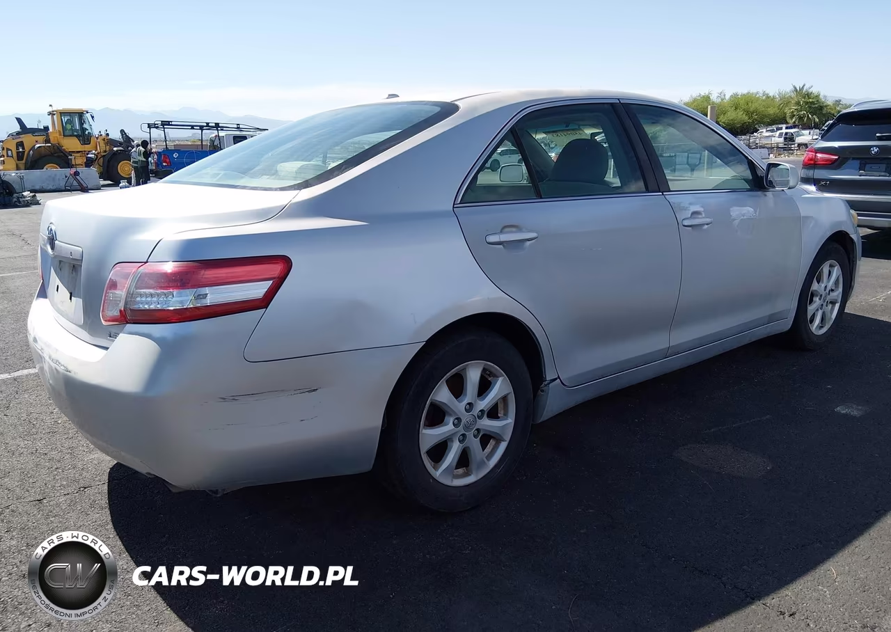 2011 Toyota Camry Le VIN:4T1BF3EK1BU770136 - 4