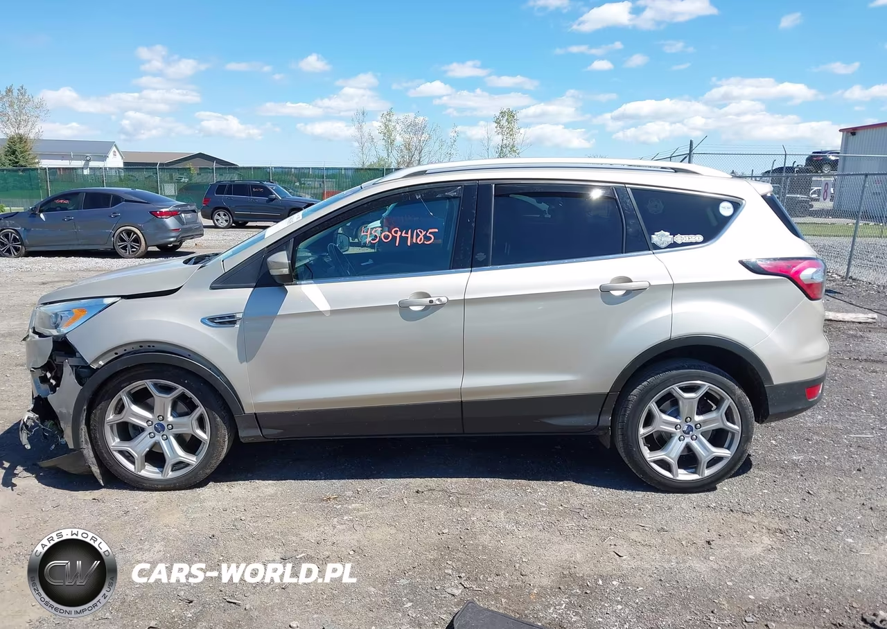 2017 Ford Escape Titanium VIN:1FMCU0JD5HUD17162 - 14