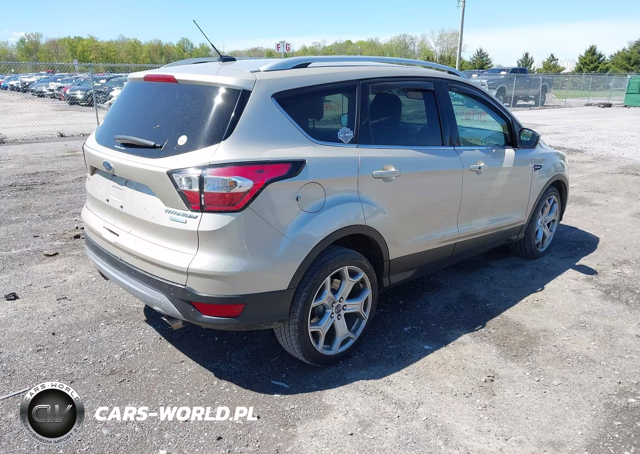2017 Ford Escape Titanium VIN:1FMCU0JD5HUD17162 - 4