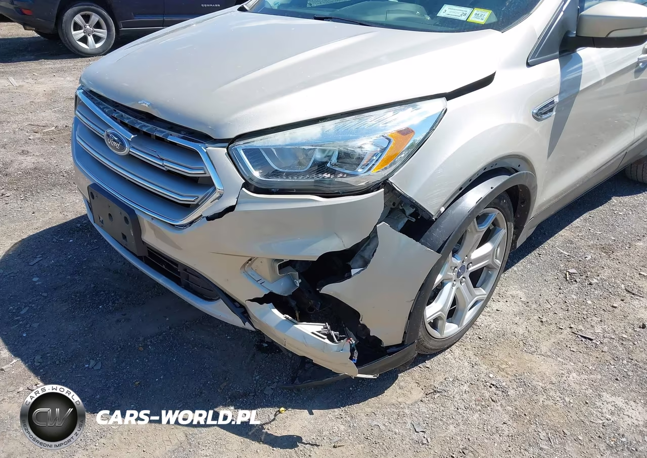 2017 Ford Escape Titanium VIN:1FMCU0JD5HUD17162 - 6