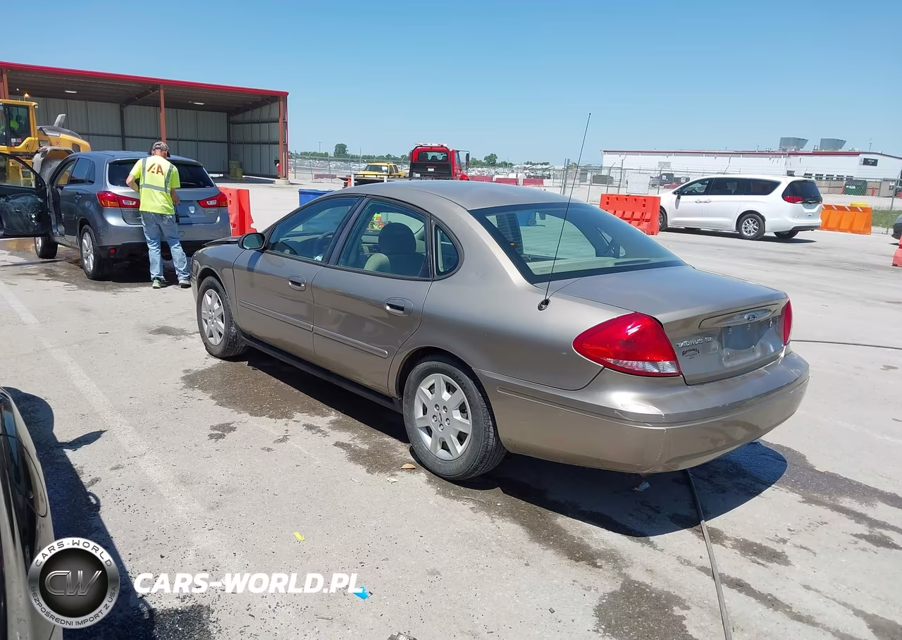 2005 Ford Taurus Se VIN:1FAFP53205A288626 - 3
