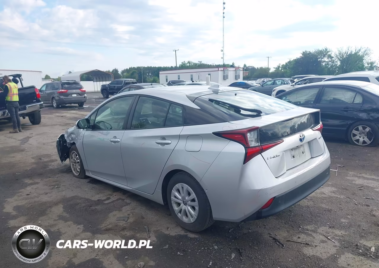 2019 Toyota Prius Le VIN:JTDKARFU4K3095166 - 3