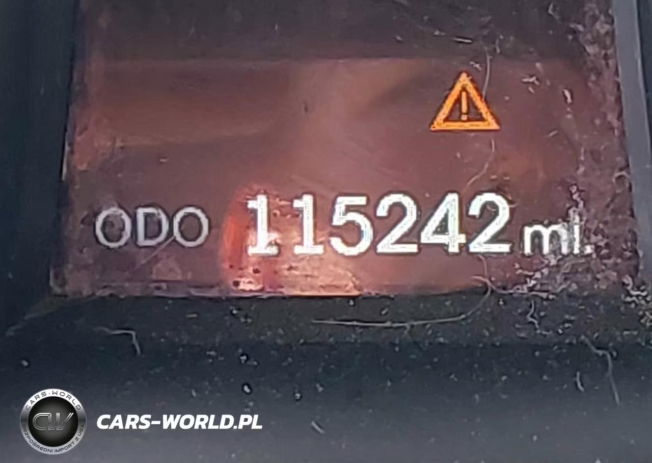 2014 Hyundai Santa Fe Sport 2.4L VIN:5XYZU3LB7EG186194 - 15
