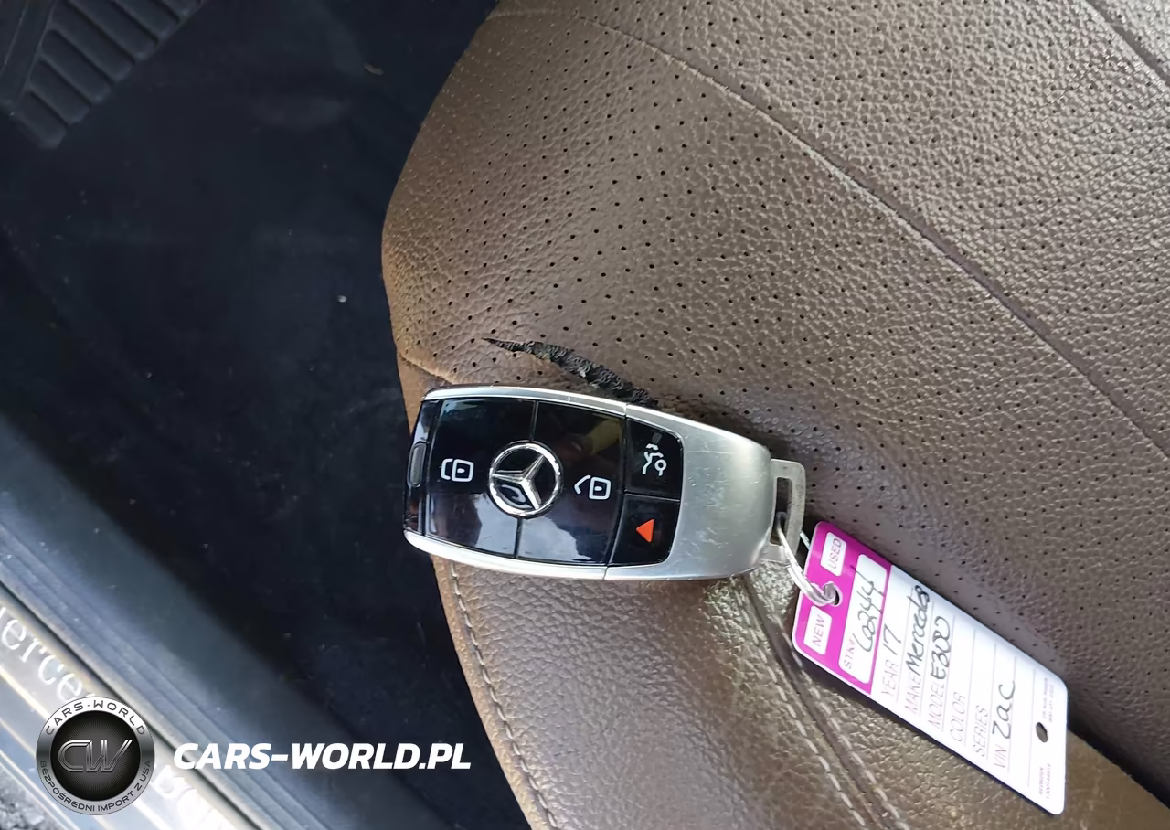 2017 Mercedes-Benz E 300 VIN:WDDZF4JB2HA156730 - 11