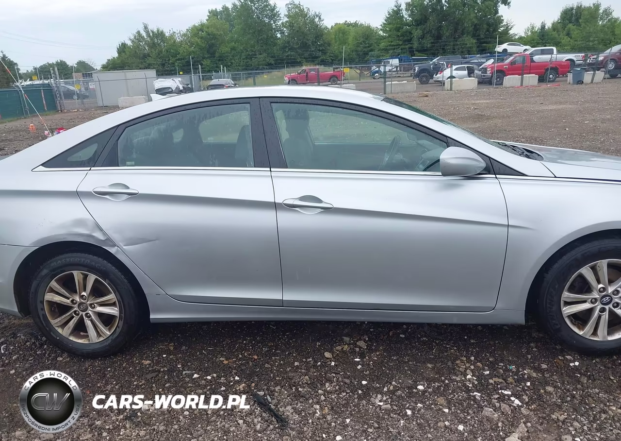 2012 Hyundai Sonata Gls VIN:5NPEB4AC4CH425602 - 13