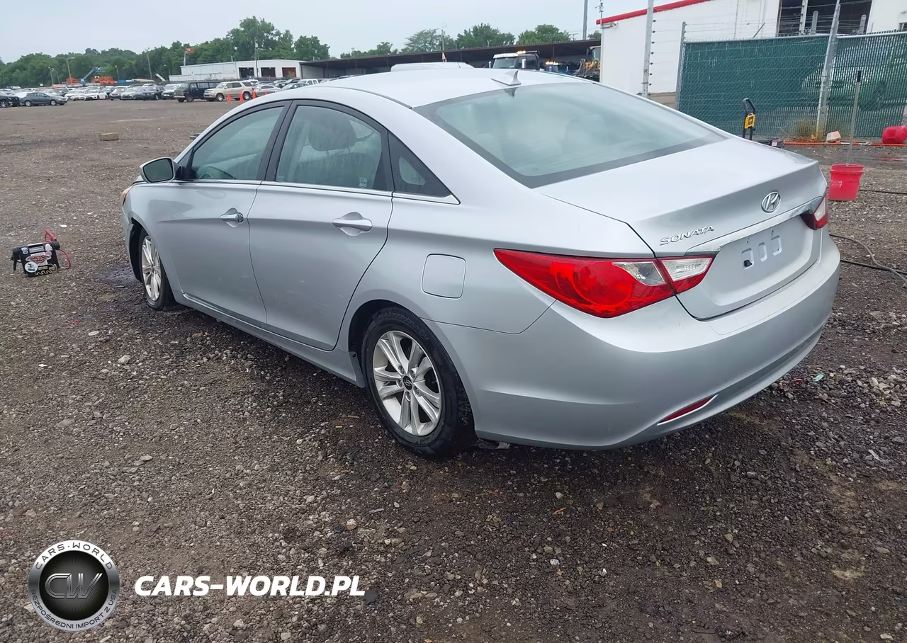 2012 Hyundai Sonata Gls VIN:5NPEB4AC4CH425602 - 3