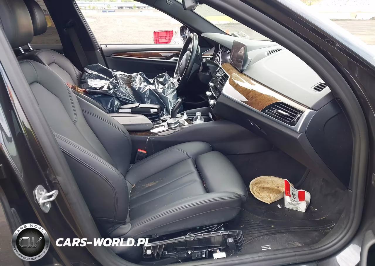 2019 BMW 530I xDrive VIN:WBAJA7C50KWW30891 - 5