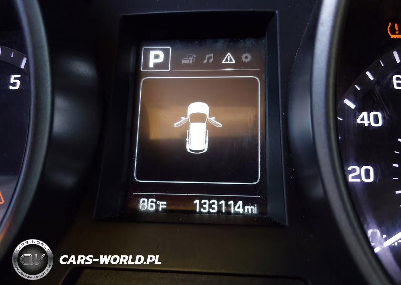 2018 Hyundai Santa Fe Sport 2.4L VIN:5NMZT3LB8JH099312 - 15
