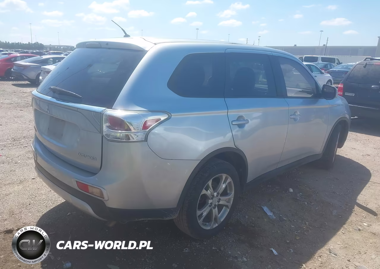 2015 Mitsubishi Outlander Se VIN:JA4AD3A34FZ005770 - 4