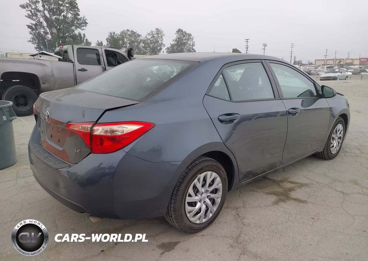 2019 Toyota Corolla Le VIN:2T1BURHE9KC246359 - 4