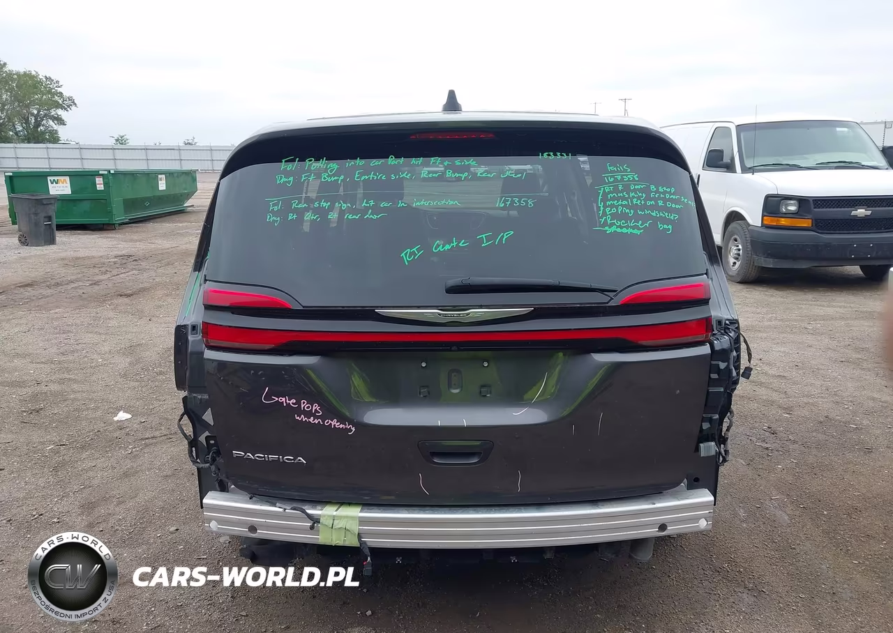 2023 Chrysler Pacifica Touring L VIN:2C4RC1BG6PR553329 - 17