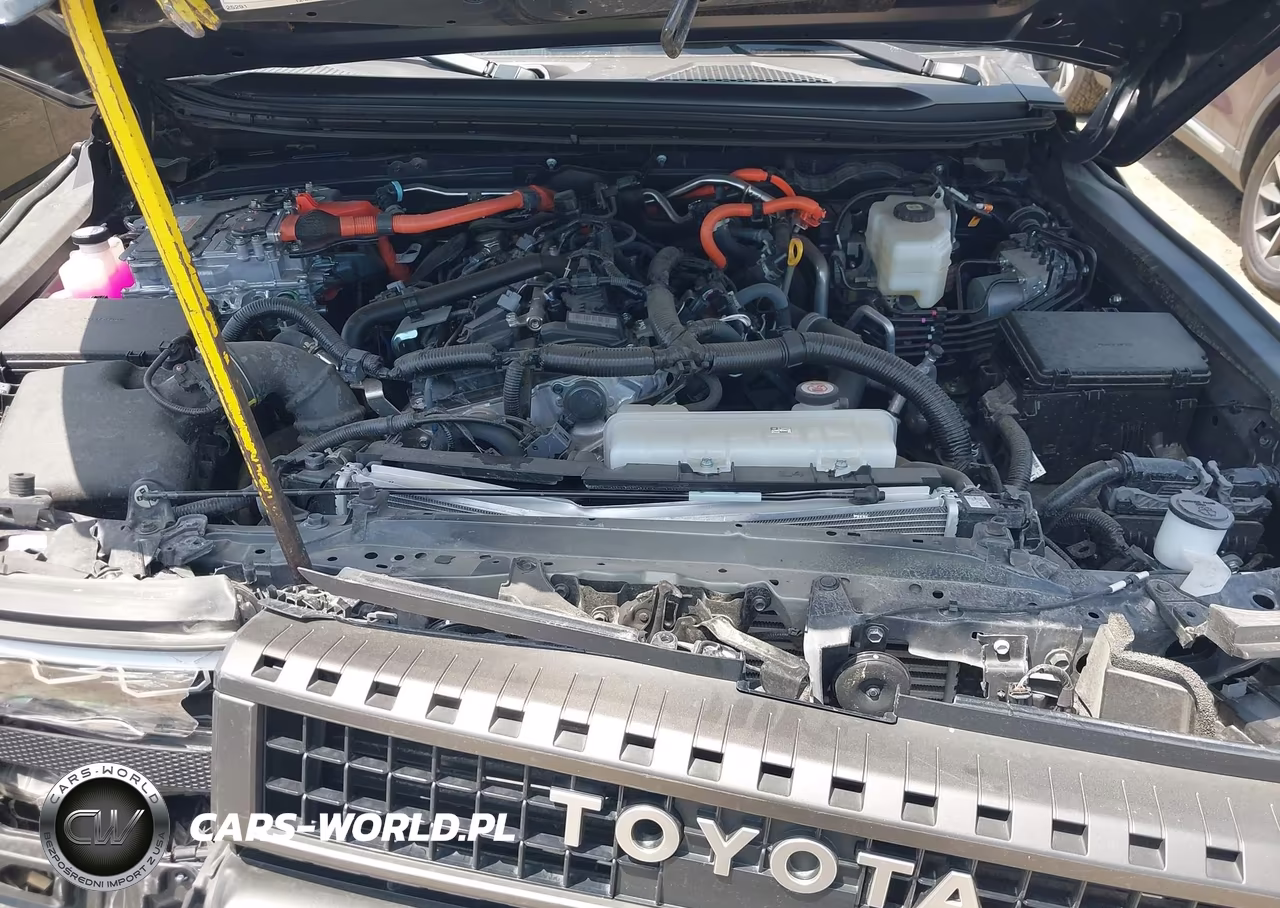 2025 Toyota Land Cruiser VIN:JTEABFAJ6S5020814 - 10