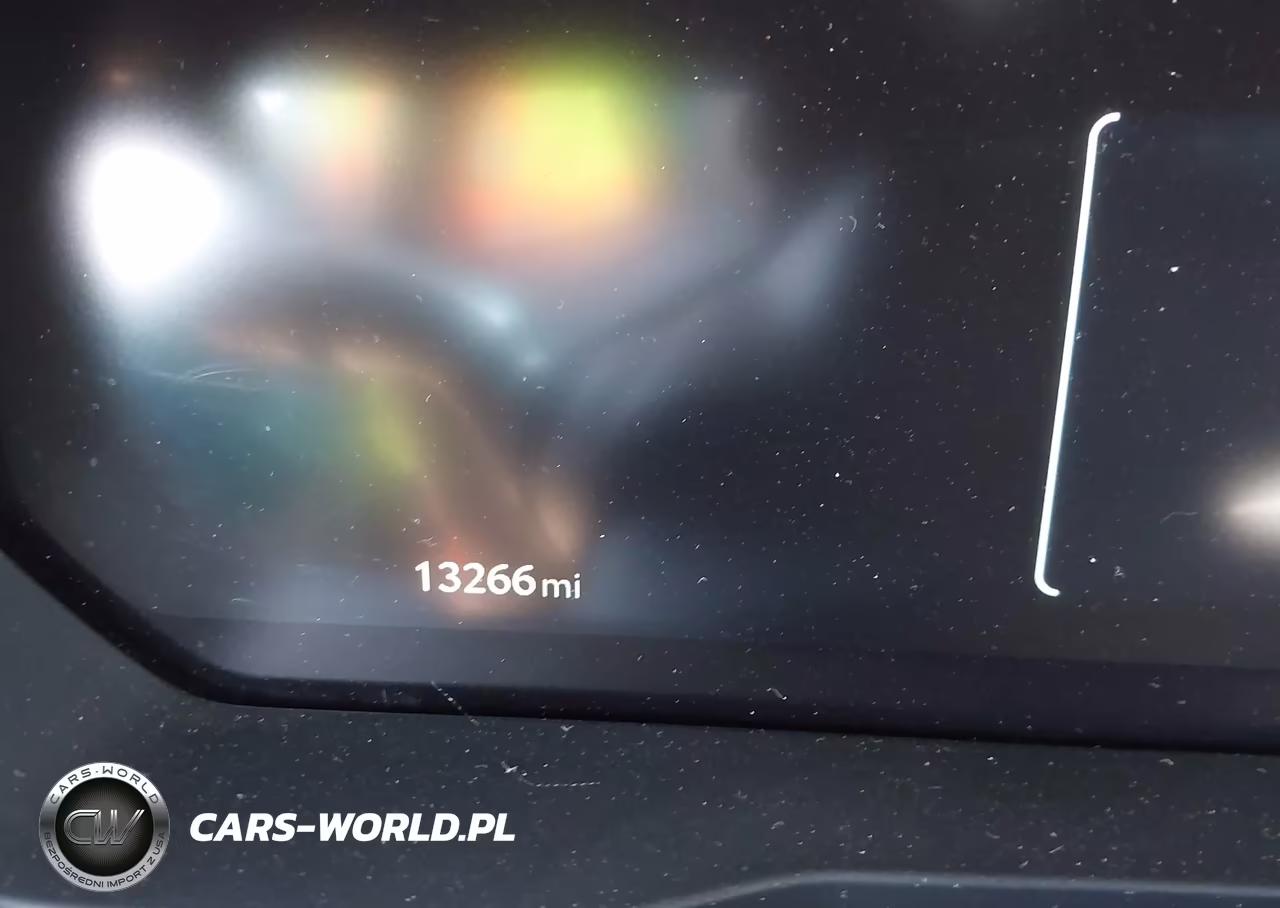 2025 Toyota Land Cruiser VIN:JTEABFAJ6S5020814 - 16