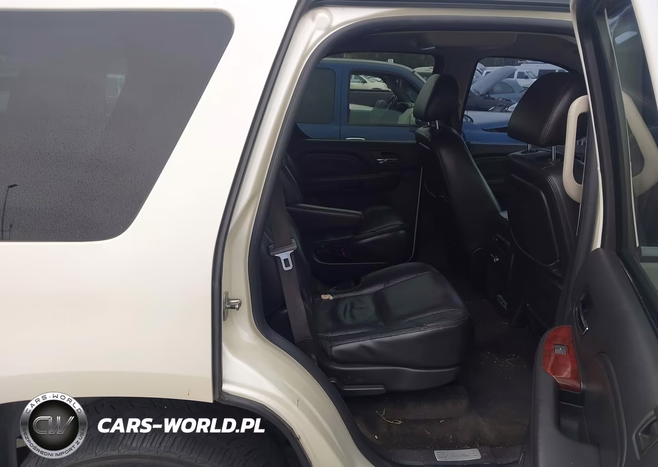 2009 Cadillac Escalade Standard VIN:1GYFC23219R224276 - 8