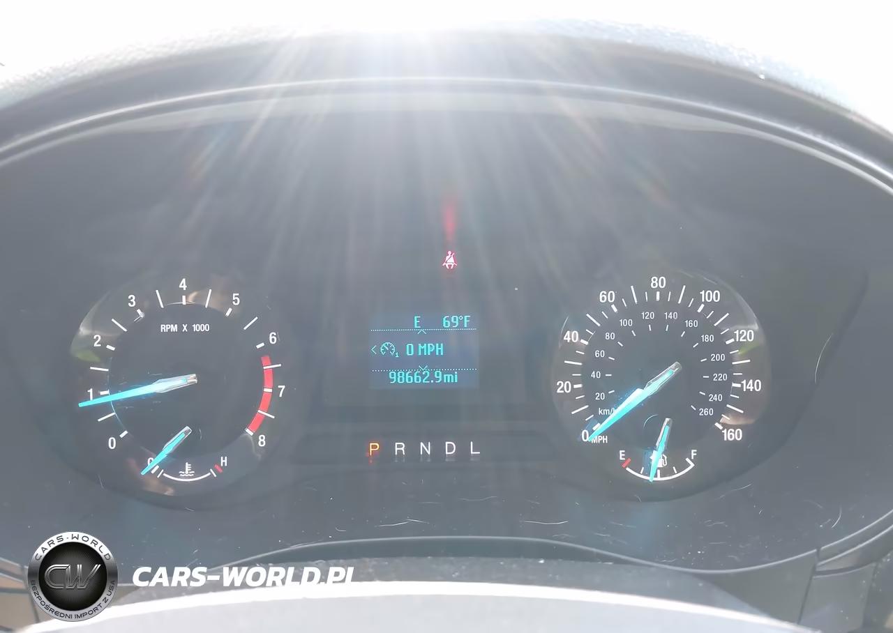 2018 Ford Fusion S VIN:3FA6P0G76JR228598 - 7