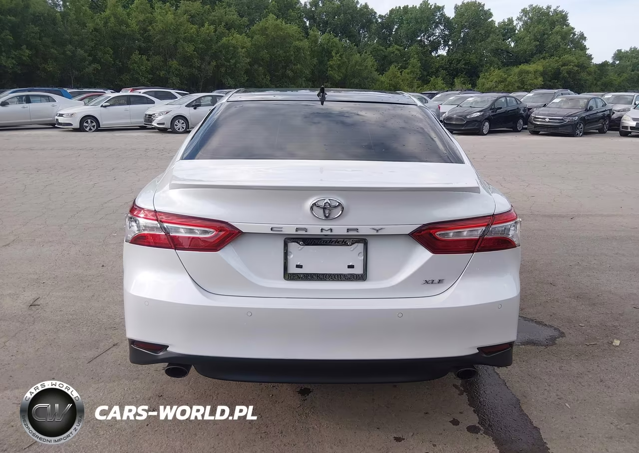 2018 Toyota Camry Xle V6 VIN:4T1BZ1HK0JU009264 - 16