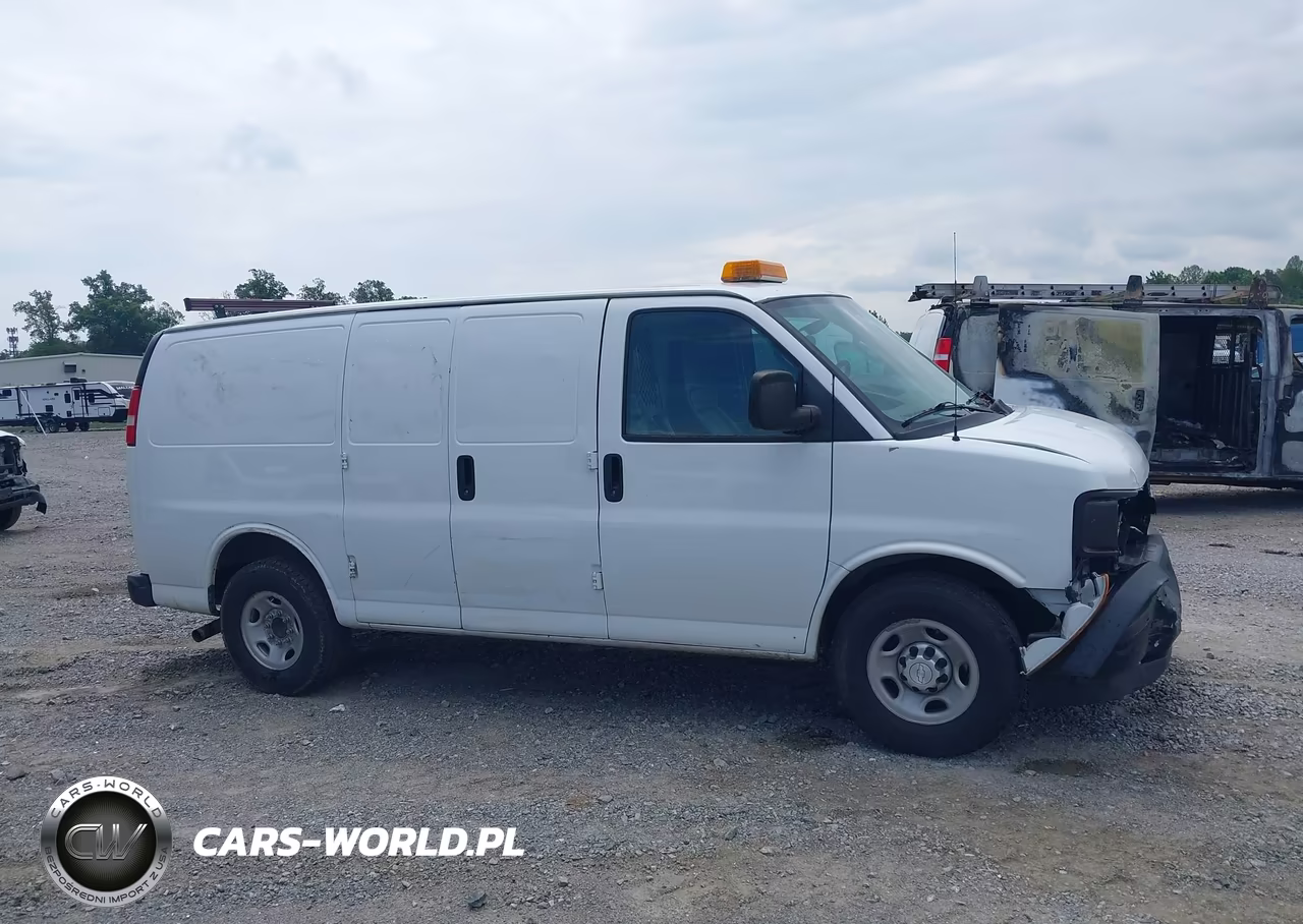2017 Chevrolet Express 2500 Work Van VIN:1GCWGAFF2H1139074 - 13