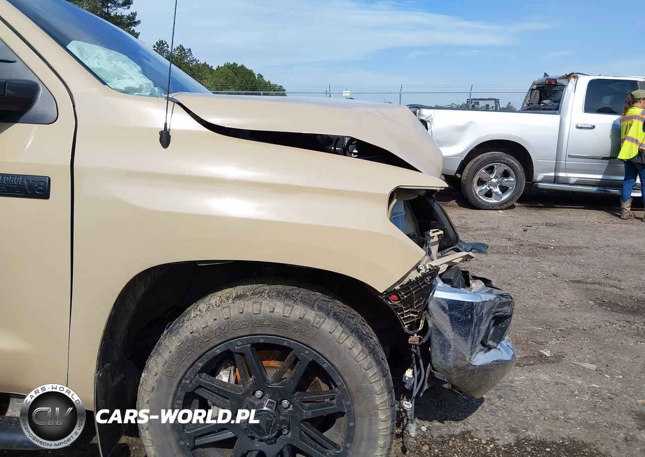 2019 Toyota Tundra Sr5 5.7L V8 VIN:5TFDW5F11KX847004 - 22