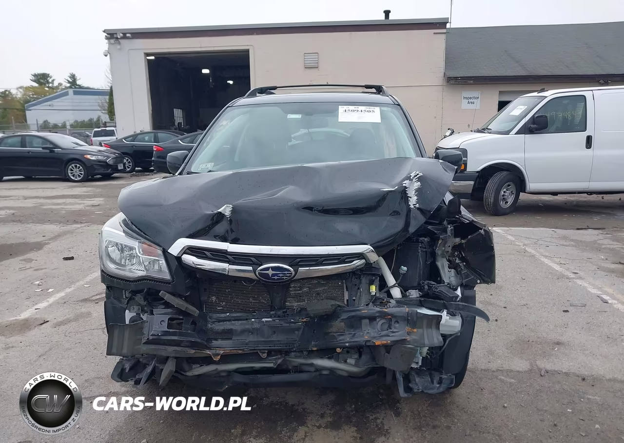 2018 Subaru Forester 2.5I Premium VIN:JF2SJAEC4JH425191 - 12