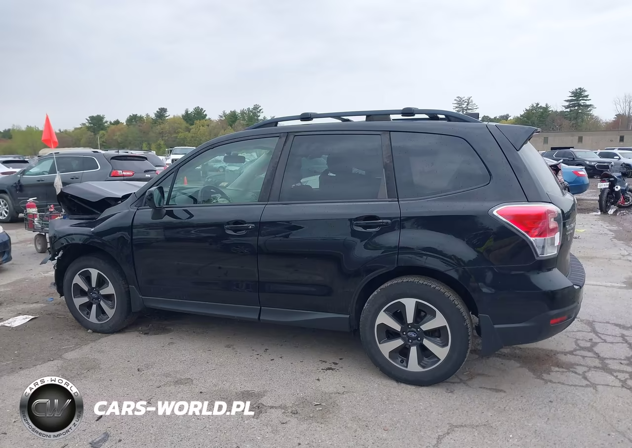 2018 Subaru Forester 2.5I Premium VIN:JF2SJAEC4JH425191 - 14