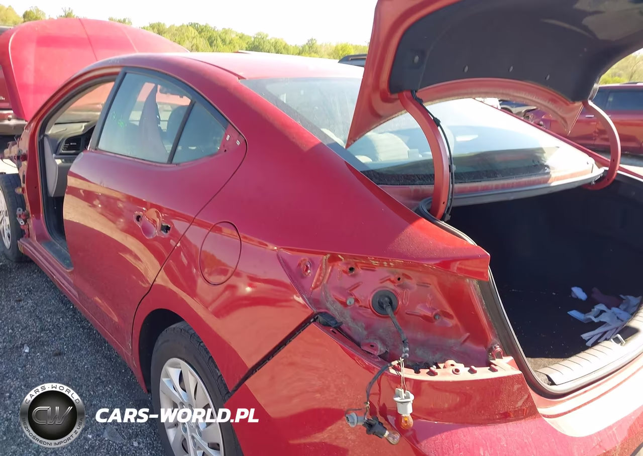 2019 Hyundai Elantra Se VIN:5NPD74LF3KH433662 - 6