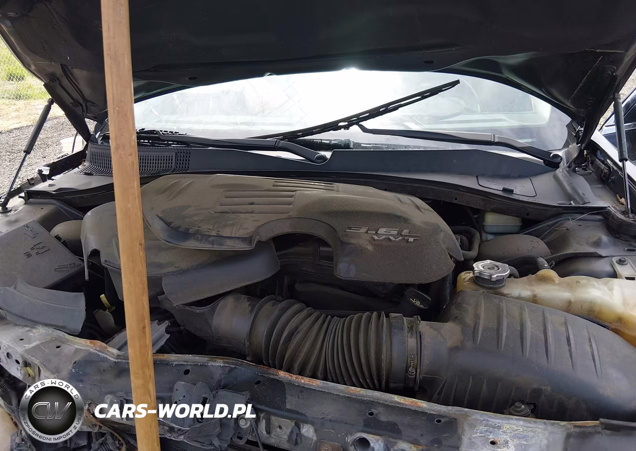 2015 Chrysler 300 Limited VIN:2C3CCAAG8FH841966 - 10