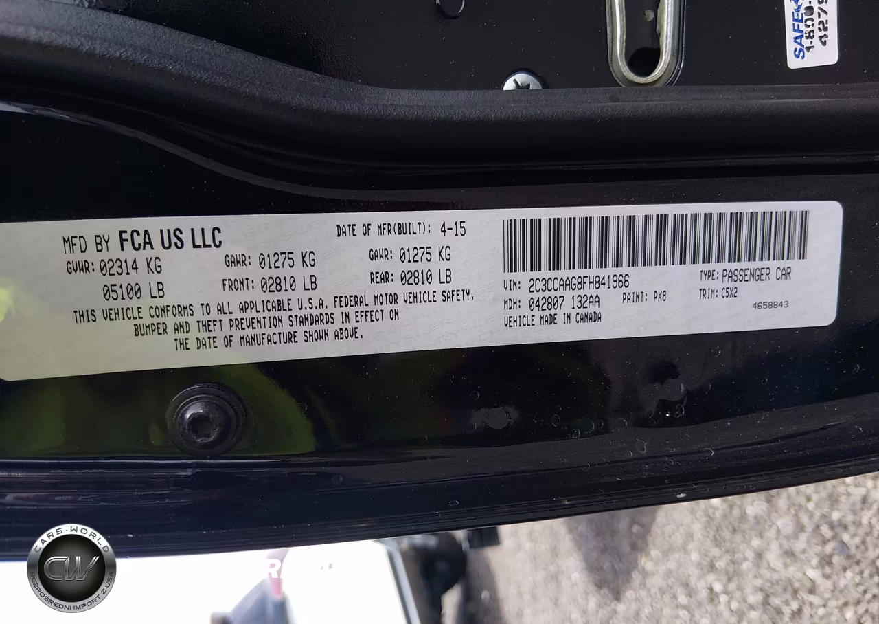 2015 Chrysler 300 Limited VIN:2C3CCAAG8FH841966 - 9
