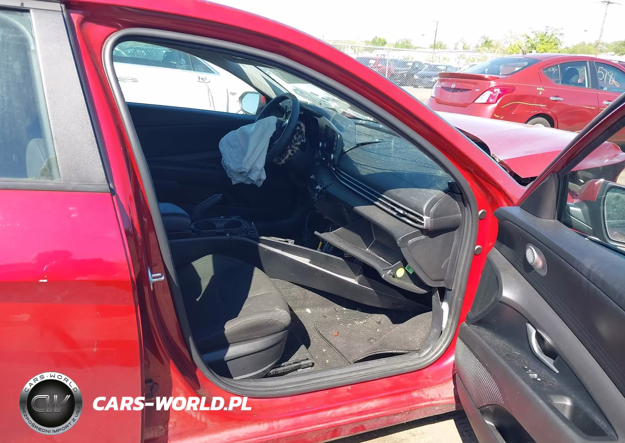 2023 Hyundai Elantra Sel VIN:KMHLM4AG8PU567978 - 5