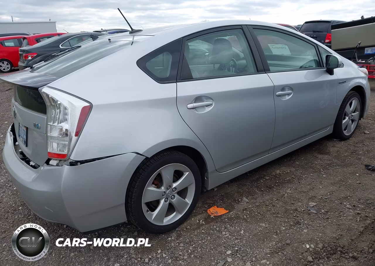 2010 Toyota Prius V VIN:JTDKN3DU7A0151671 - 4