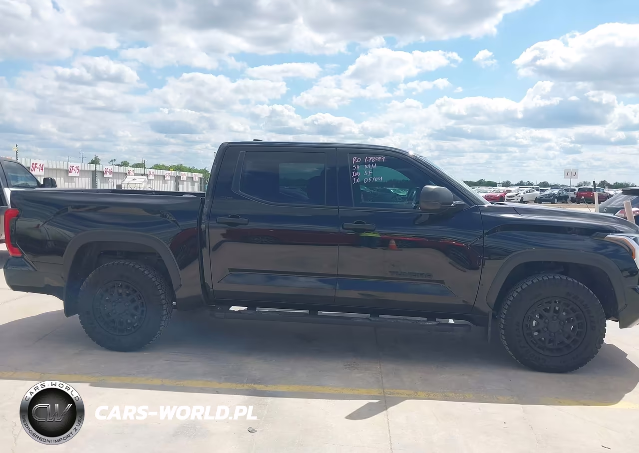 2025 Toyota Tundra Sr5 VIN:5TFLA5DB5SX286084 - 13