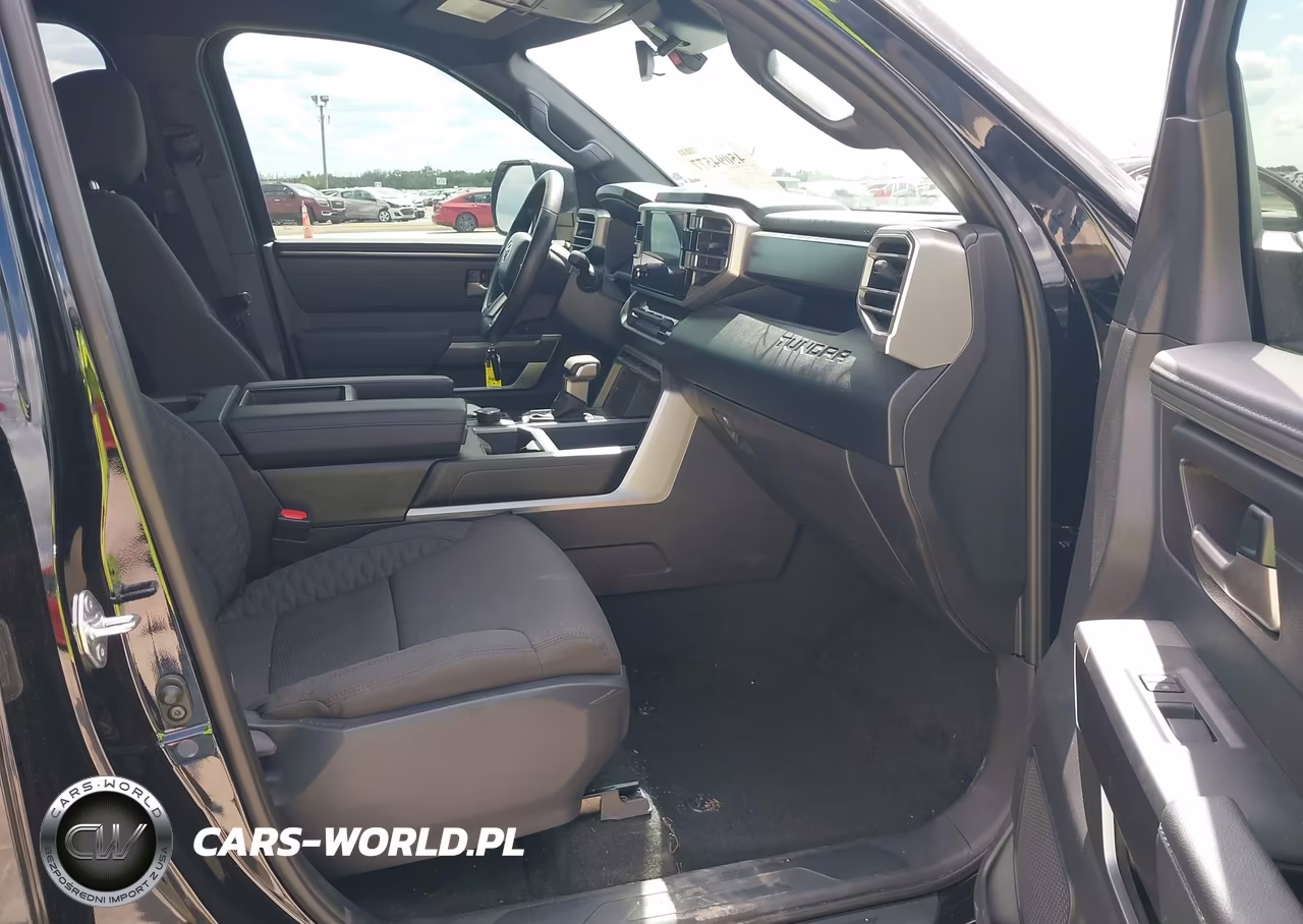 2025 Toyota Tundra Sr5 VIN:5TFLA5DB5SX286084 - 5