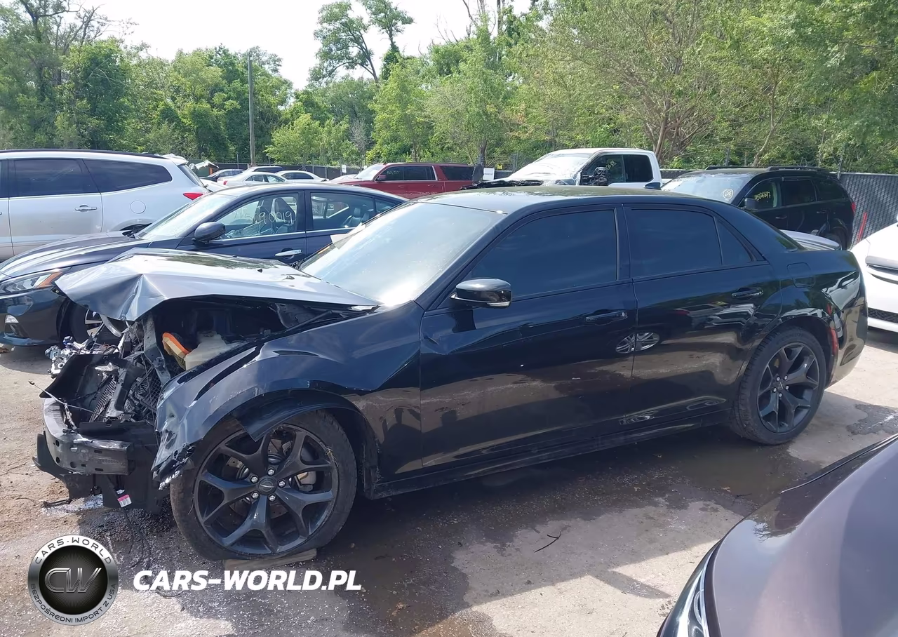 2021 Chrysler 300 300S VIN:2C3CCABT7MH657725 - 14