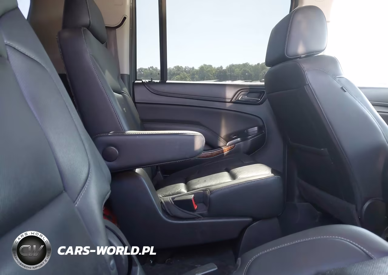 2017 Chevrolet Suburban Premier VIN:1GNSCJKC3HR343445 - 8